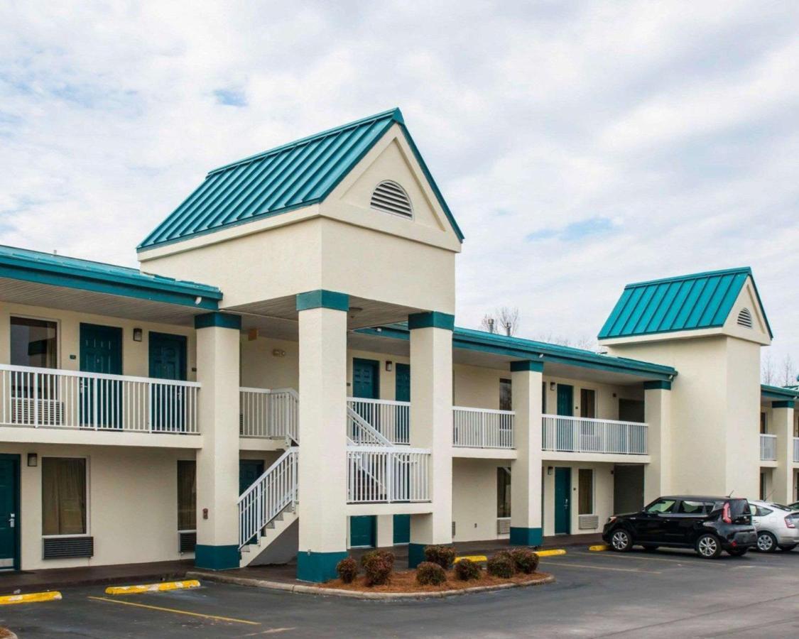 Quality Inn Chipley I-10 At Exit 120 Eksteriør bilde
